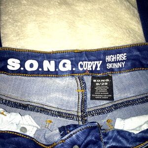 S.O.N.G. Curvy high-rise skinny jeans